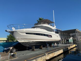 46' Prestige 2018 Yacht For Sale